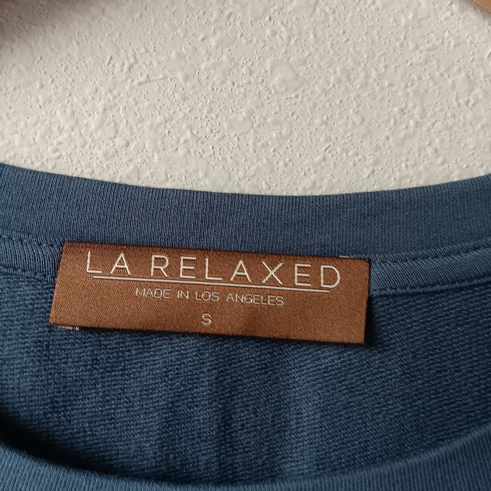 La Relaxed Blue Dress - Picture 3 of 7